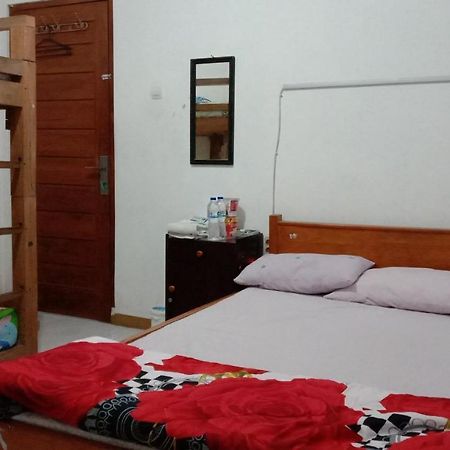 Jiddan Syariah RedPartner Hotel Lembang Luaran gambar
