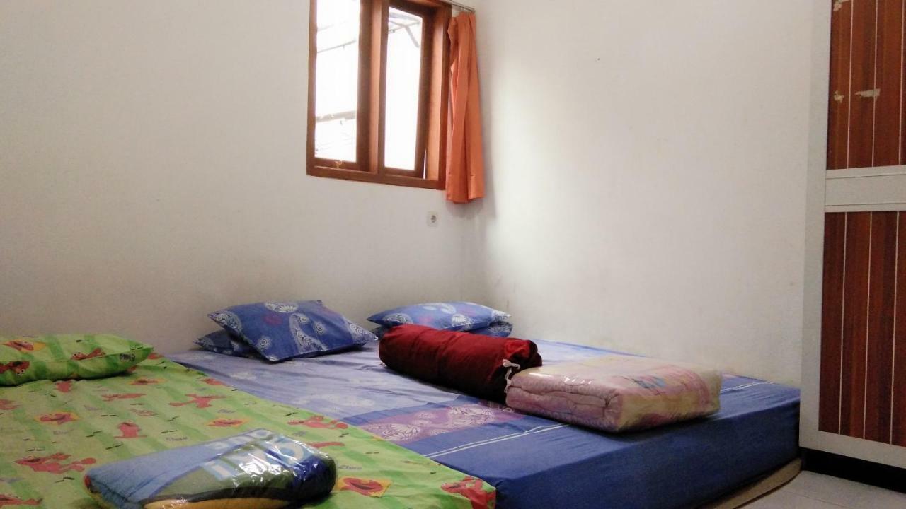Jiddan Syariah RedPartner Hotel Lembang Luaran gambar